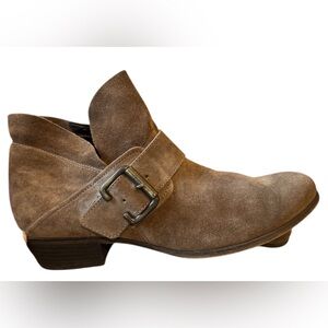 Paul Green Suede Booties